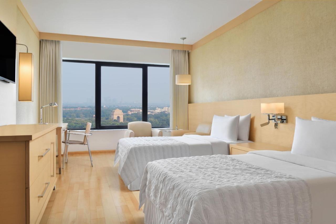 Le Meridien Hotel 5*