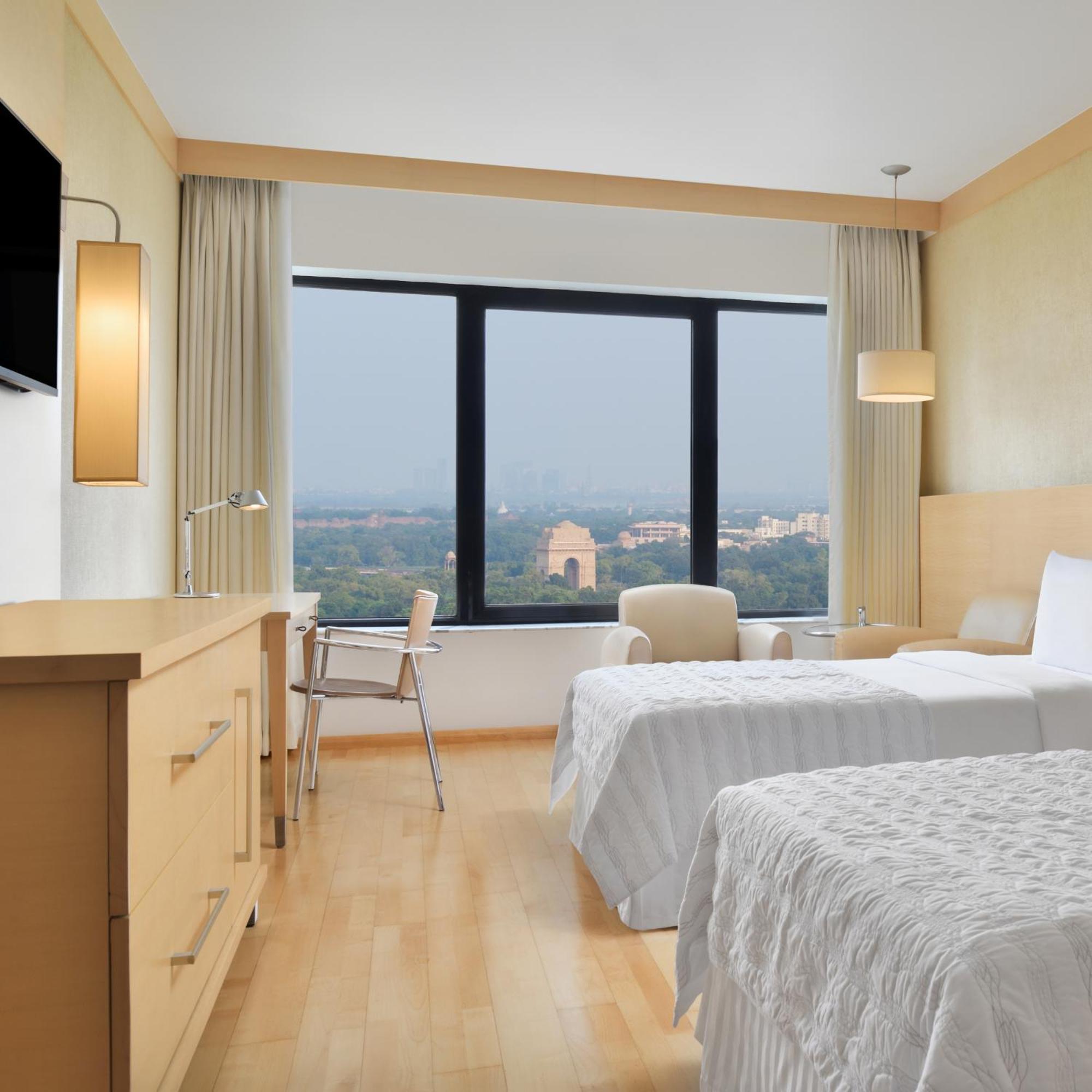 Le Meridien Hotel 5*