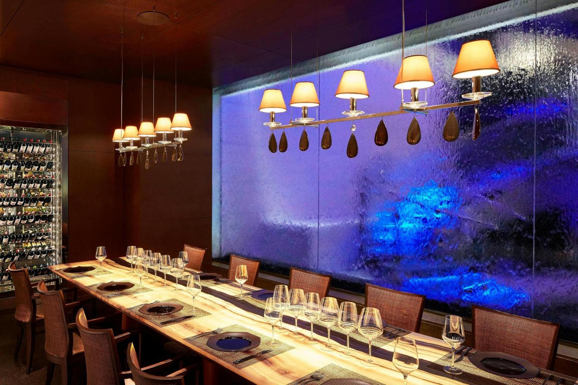 Le Meridien Hotel 5*